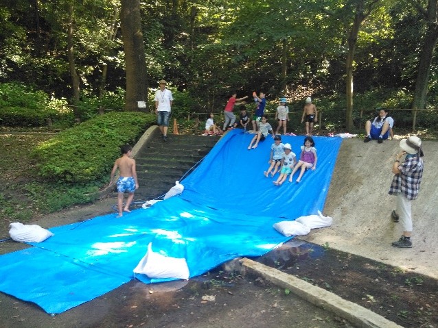 谷戸池公園冒険あそび場(はちぼう)