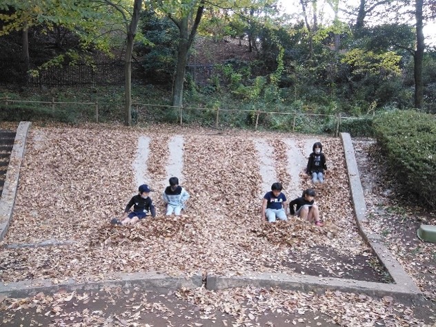 谷戸池公園冒険あそび場(はちぼう)
